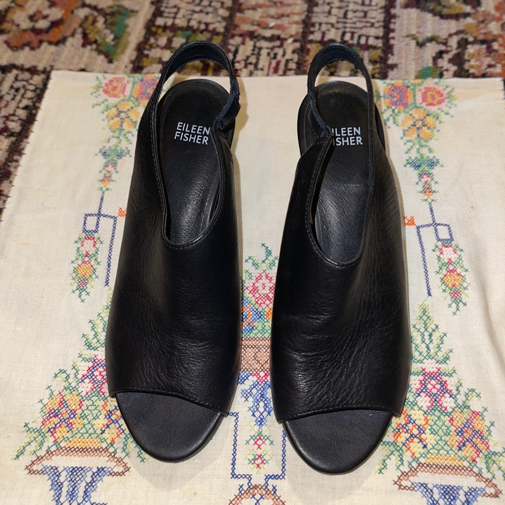 Eileen Fisher, leather size 9